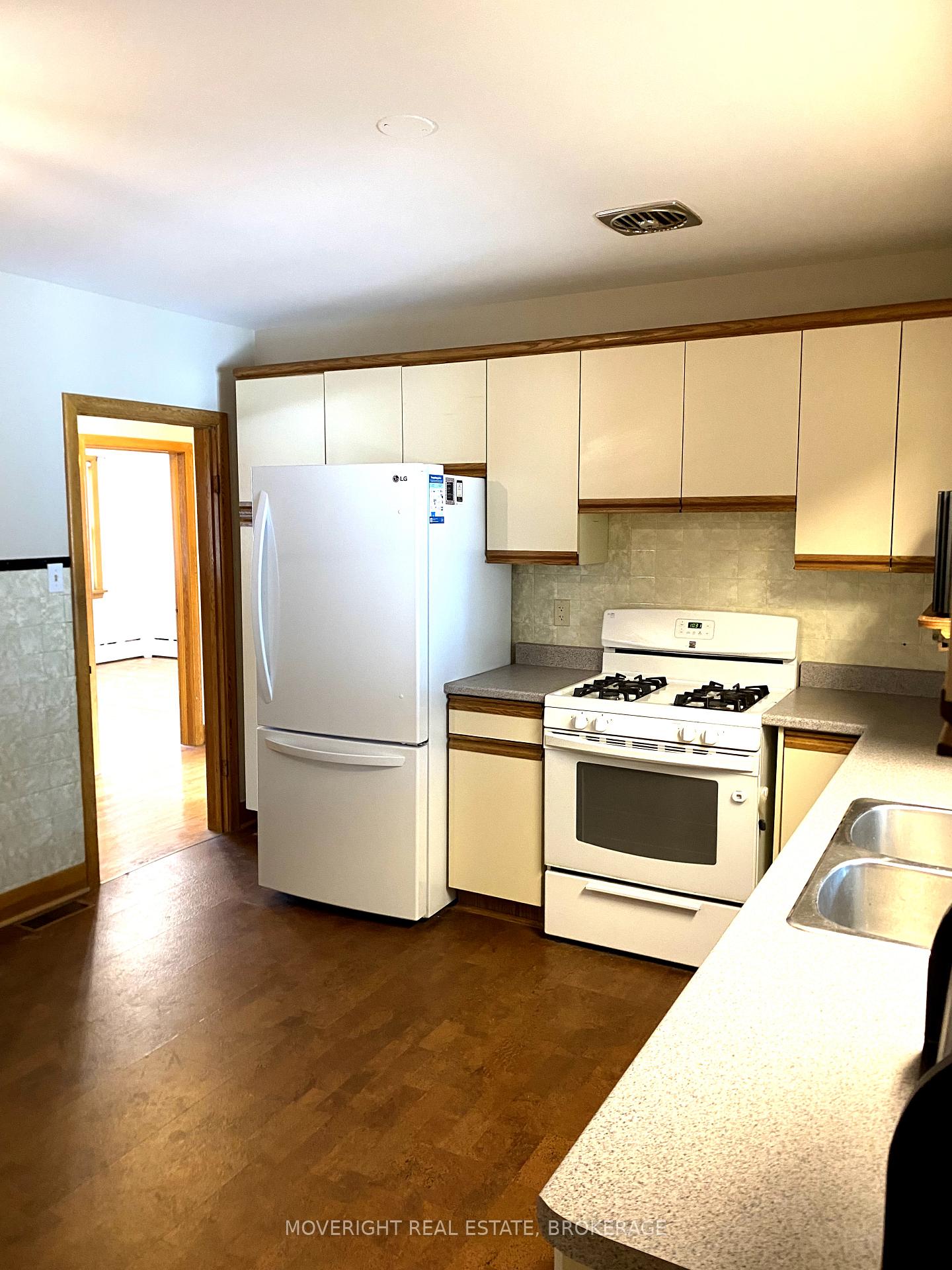 Photo 14 of 12 Ted Street, St. Catharines, Fairview — HOMEH