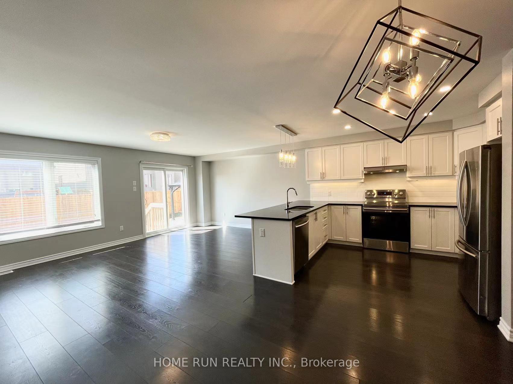 Photo 7 of 324 Lipizzaner Street, Ottawa, Stittsville (South) — HOMEH