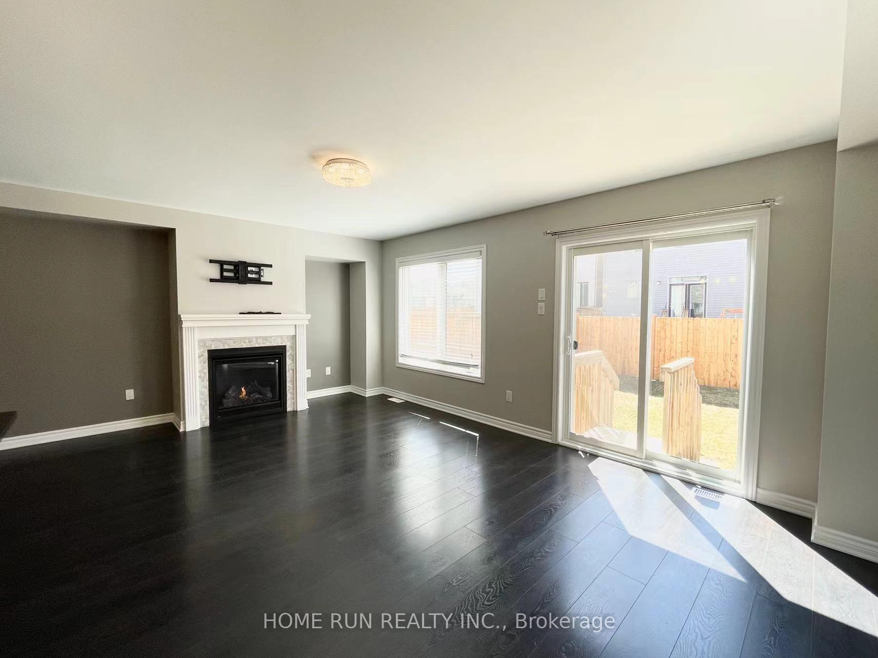 Photo 11 of 324 Lipizzaner Street, Ottawa, Stittsville (South) — HOMEH