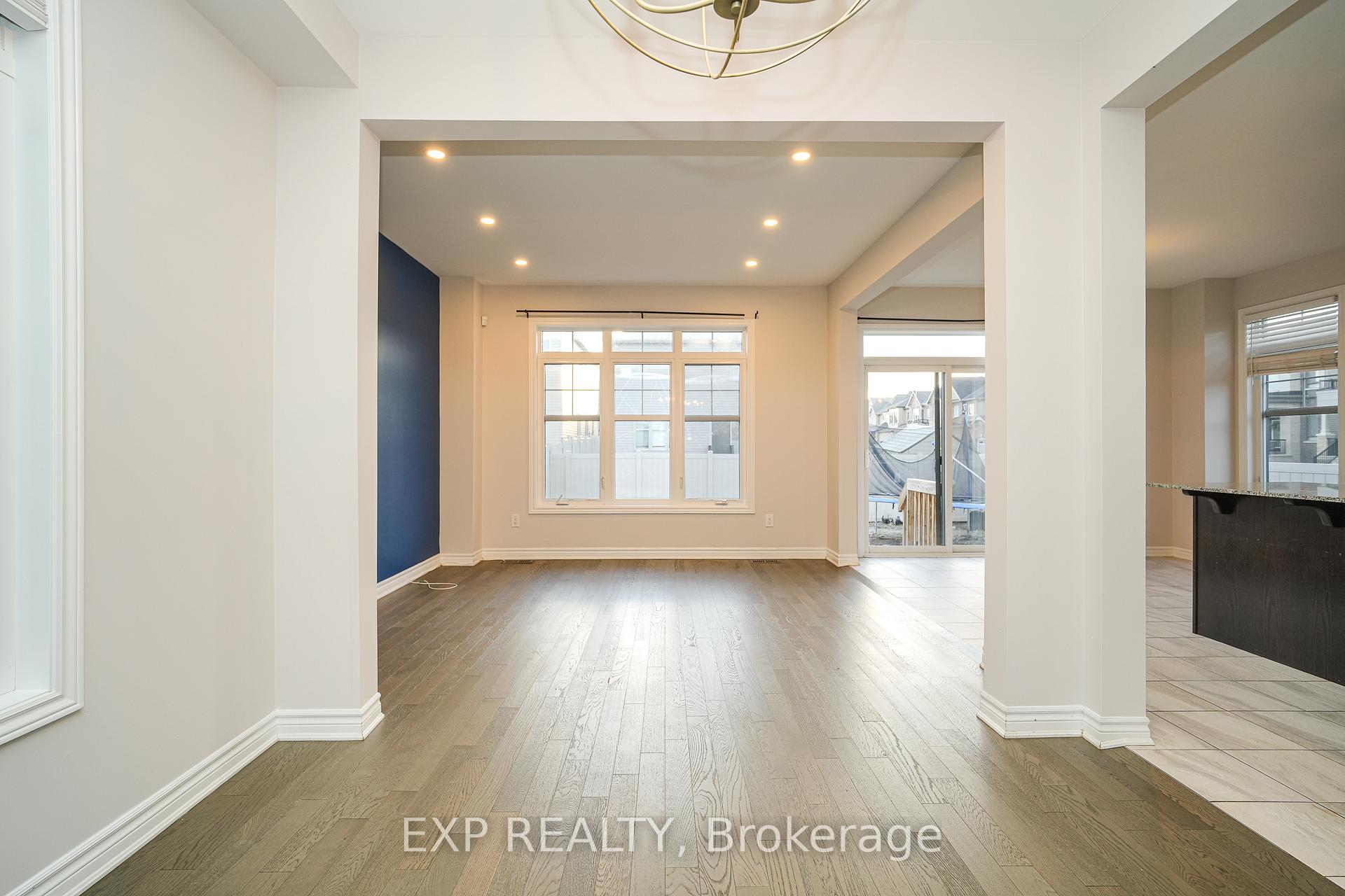 Photo 6 of 895 Stallion Crescent, Ottawa, Stittsville (South) — HOMEH