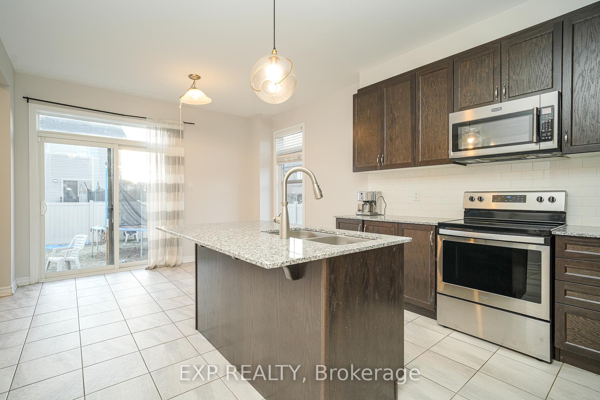 Photo 8 of 895 Stallion Crescent, Ottawa, Stittsville (South) — HOMEH