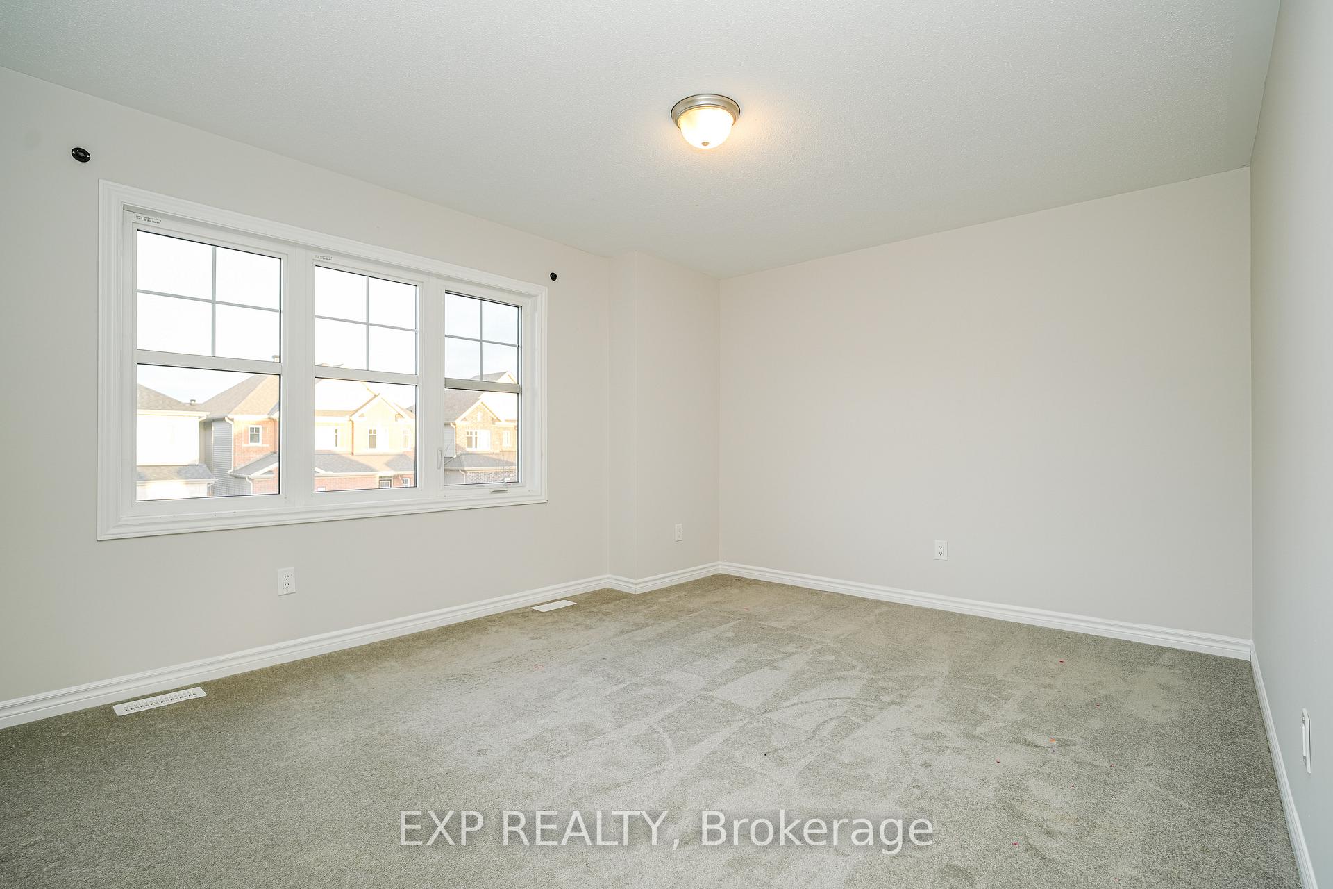 Photo 15 of 895 Stallion Crescent, Ottawa, Stittsville (South) — HOMEH