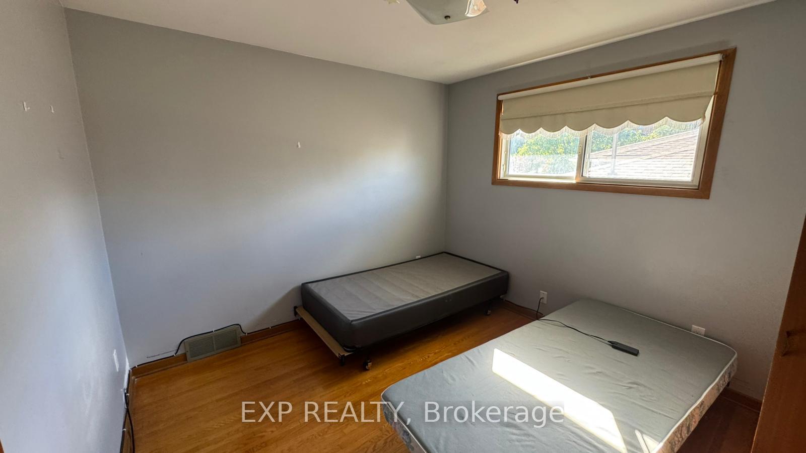 Photo 10 of Unit Upper, 50 Sunnylea Drive, St. Catharines, Carlton/Bunting — HOMEH