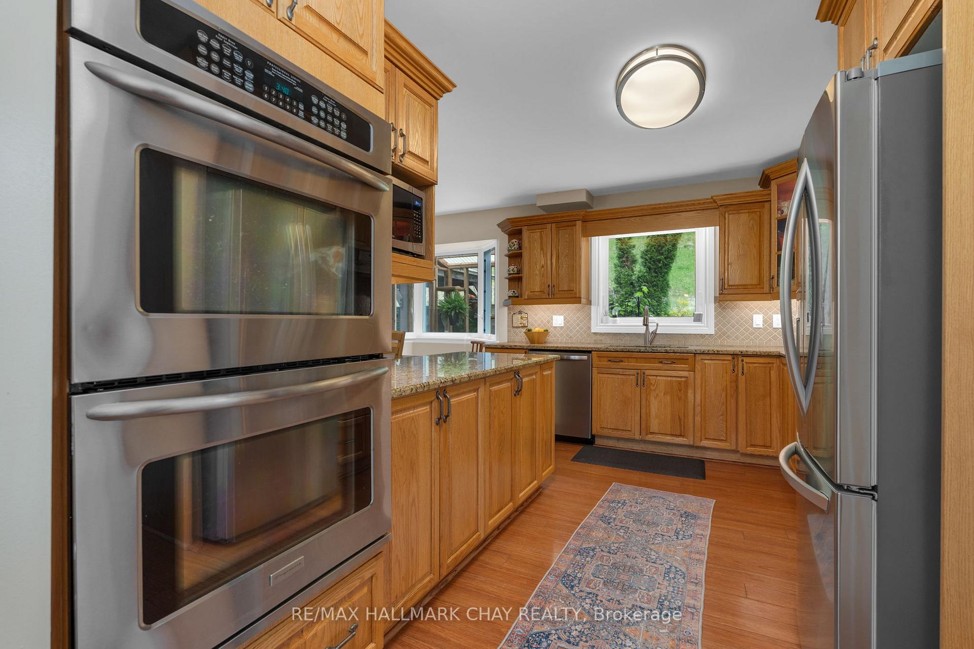 Photo 7 of 4 Idlewood Drive, Springwater, Midhurst — HOMEH