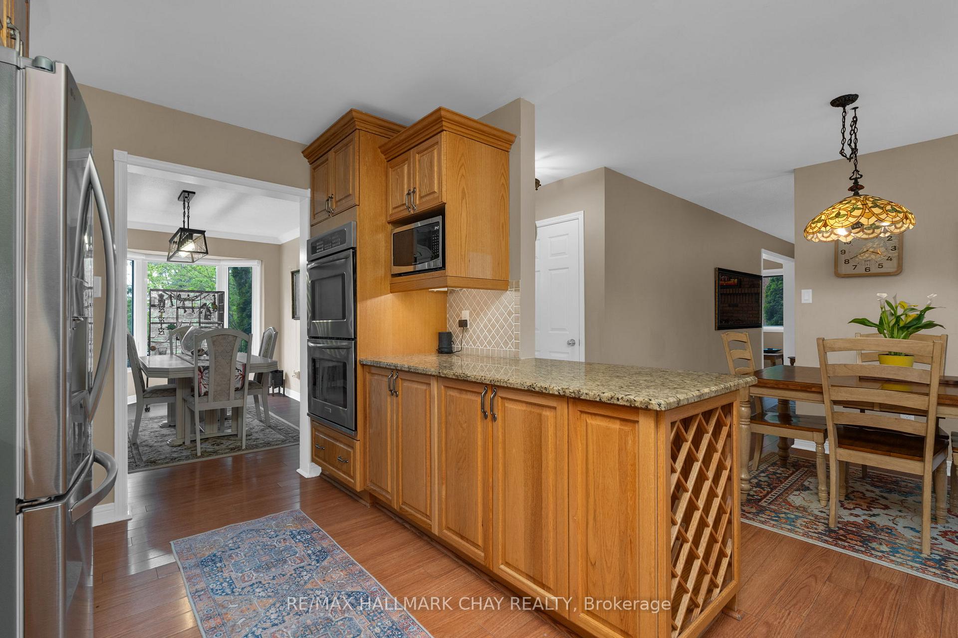 Photo 8 of 4 Idlewood Drive, Springwater, Midhurst — HOMEH