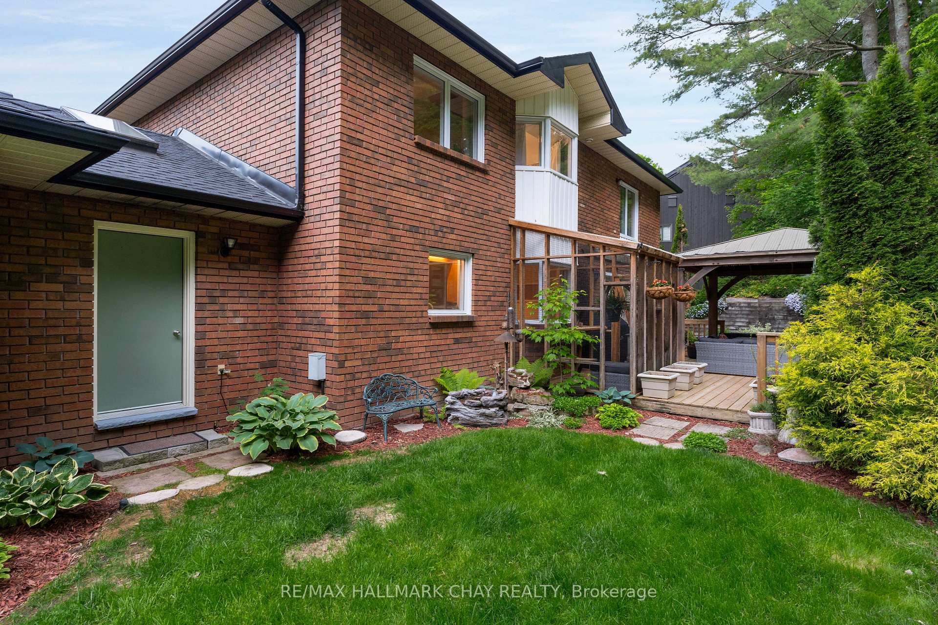 Photo 28 of 4 Idlewood Drive, Springwater, Midhurst — HOMEH