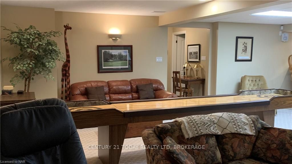 Photo 93 of 14 Adah Court, Welland, Prince Charles — HOMEH