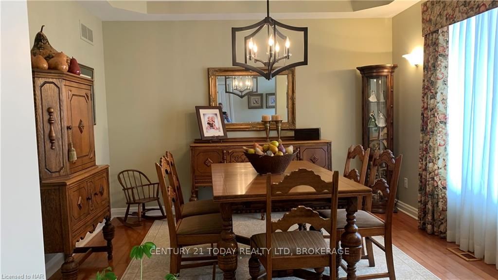 Photo 80 of 14 Adah Court, Welland, Prince Charles — HOMEH