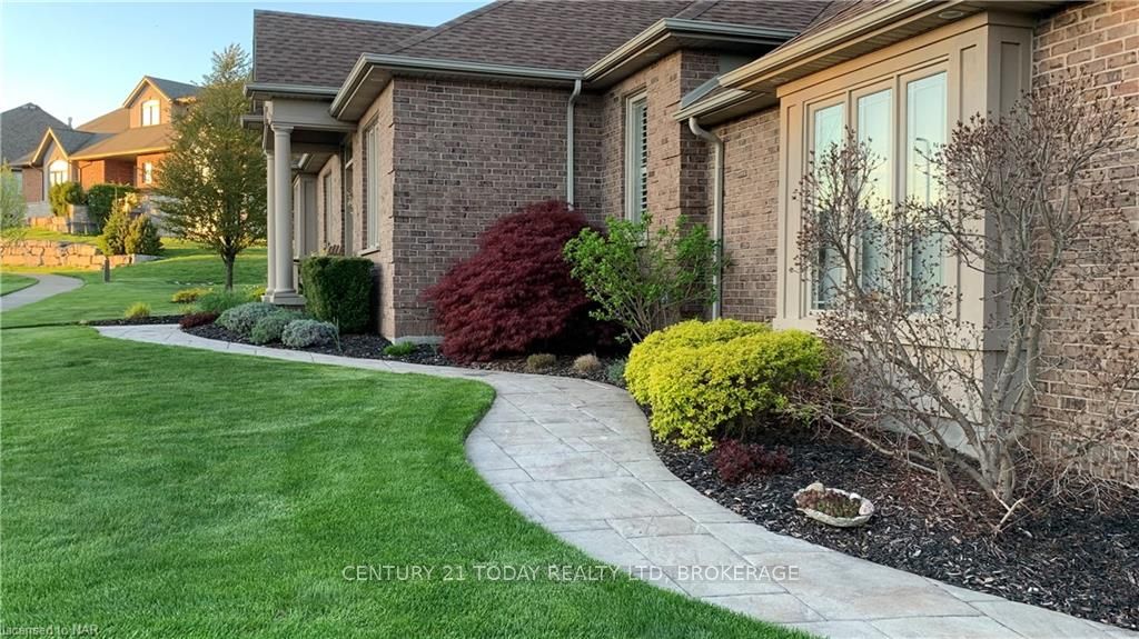 Photo 98 of 14 Adah Court, Welland, Prince Charles — HOMEH