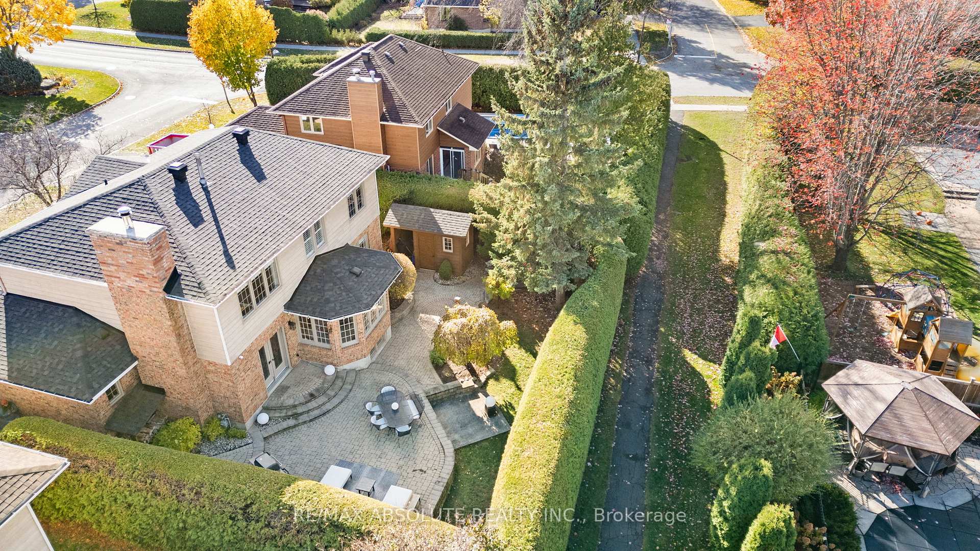 Photo 5 of 3 Buttonwood Trail, Ottawa, Stittsville (Central) — HOMEH