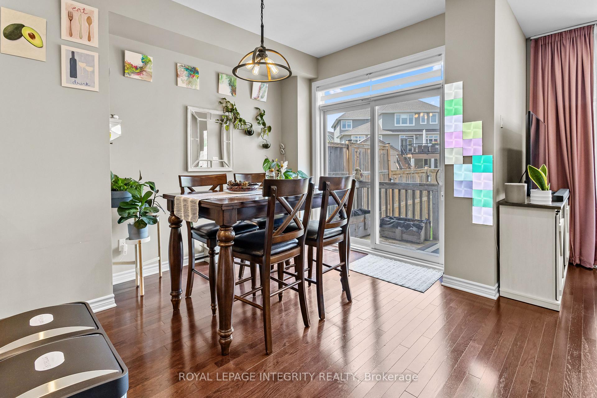 Photo 9 of 313 Warmstone Drive, Ottawa, Stittsville (North) — HOMEH