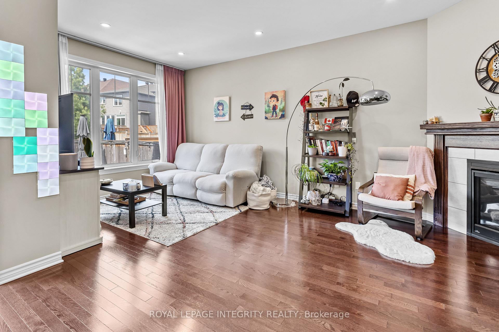Photo 11 of 313 Warmstone Drive, Ottawa, Stittsville (North) — HOMEH