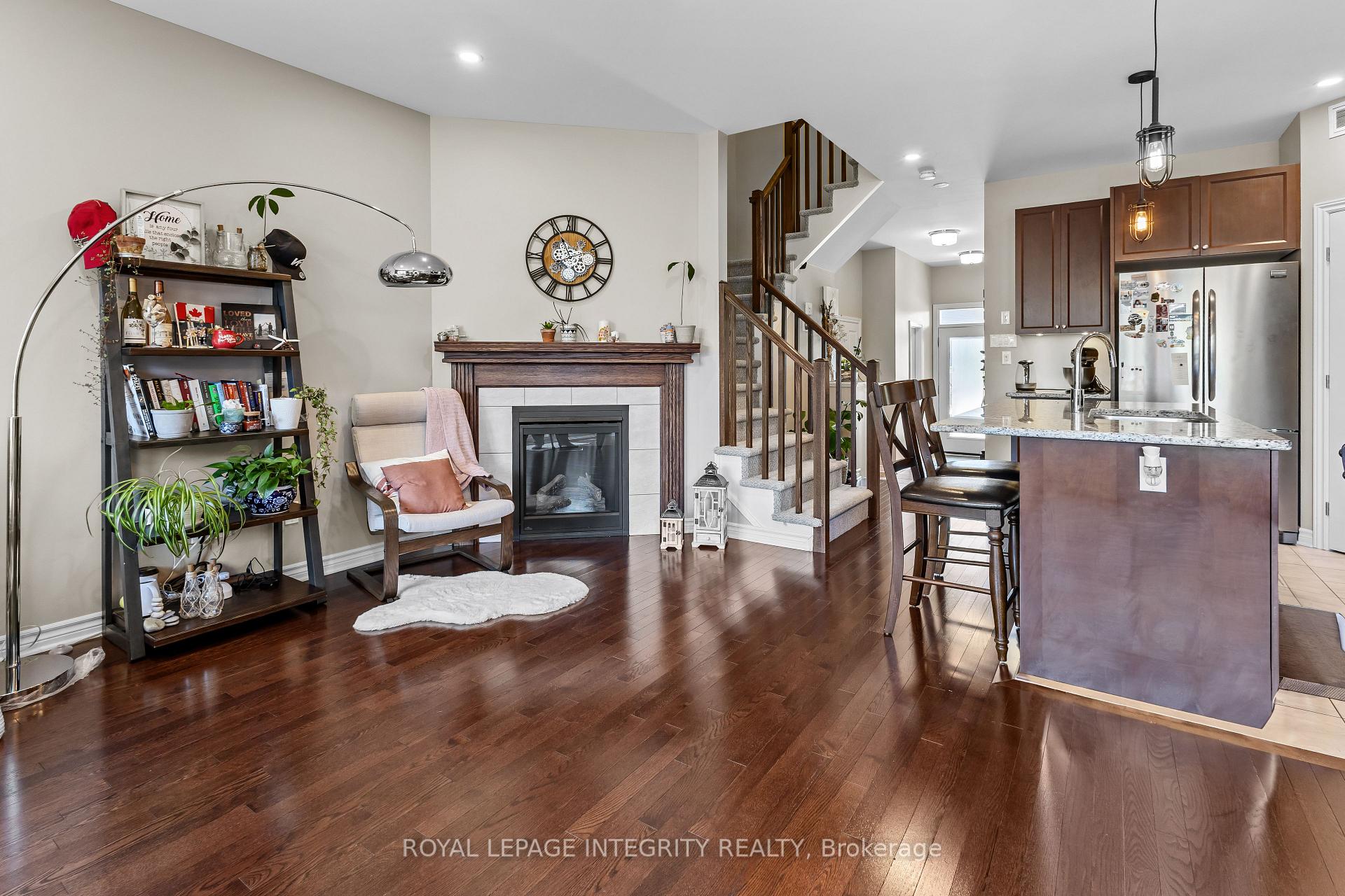 Photo 13 of 313 Warmstone Drive, Ottawa, Stittsville (North) — HOMEH