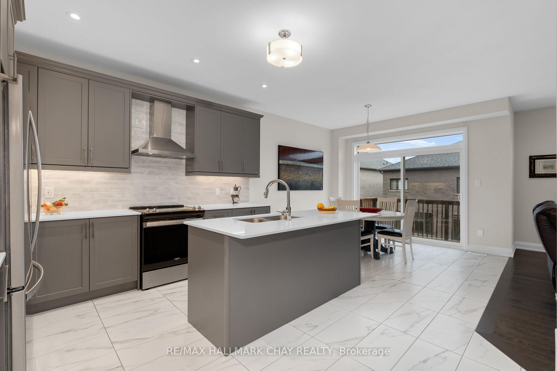 Photo 7 of 42 Periwinkle Road, Springwater, Midhurst — HOMEH