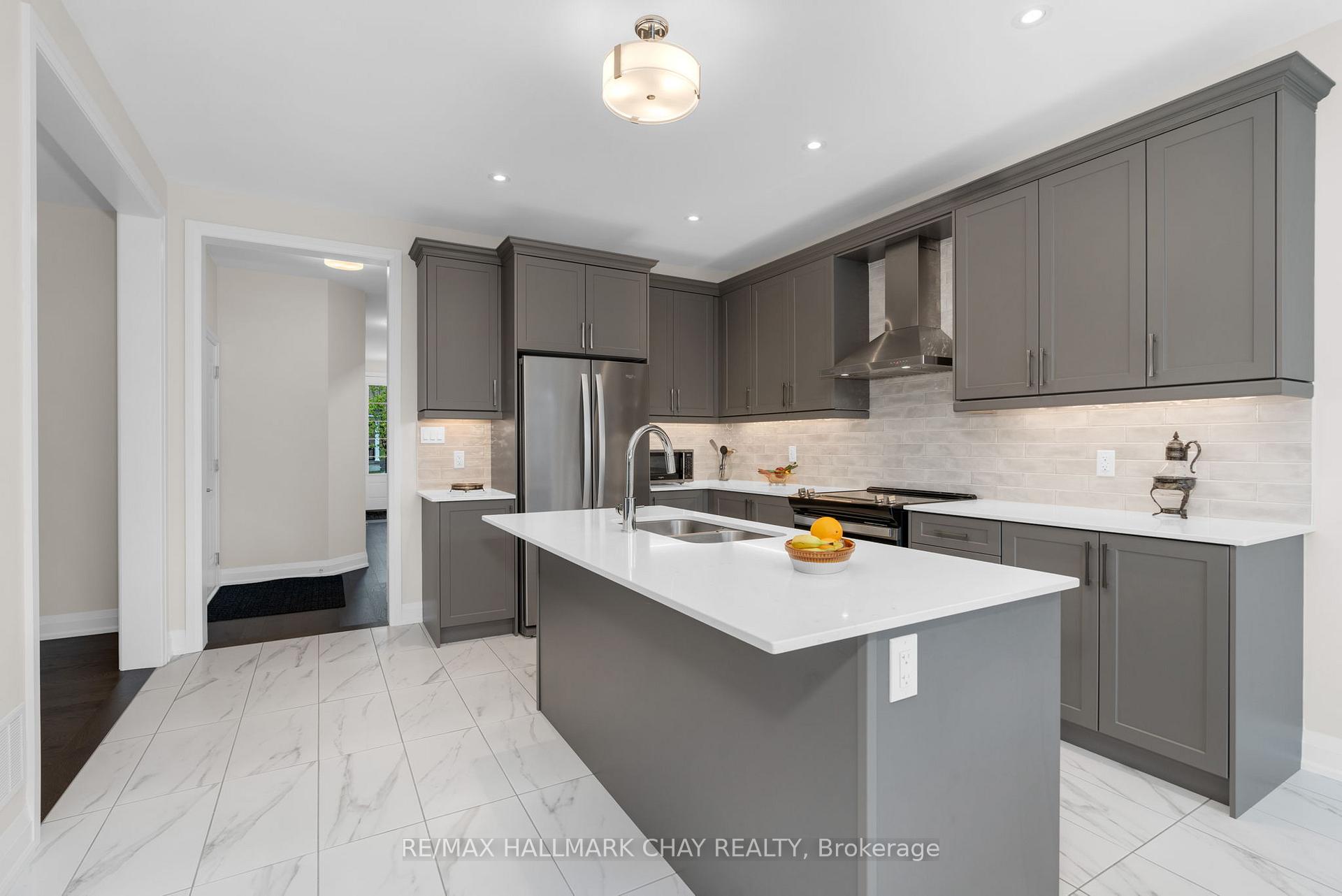 Photo 10 of 42 Periwinkle Road, Springwater, Midhurst — HOMEH