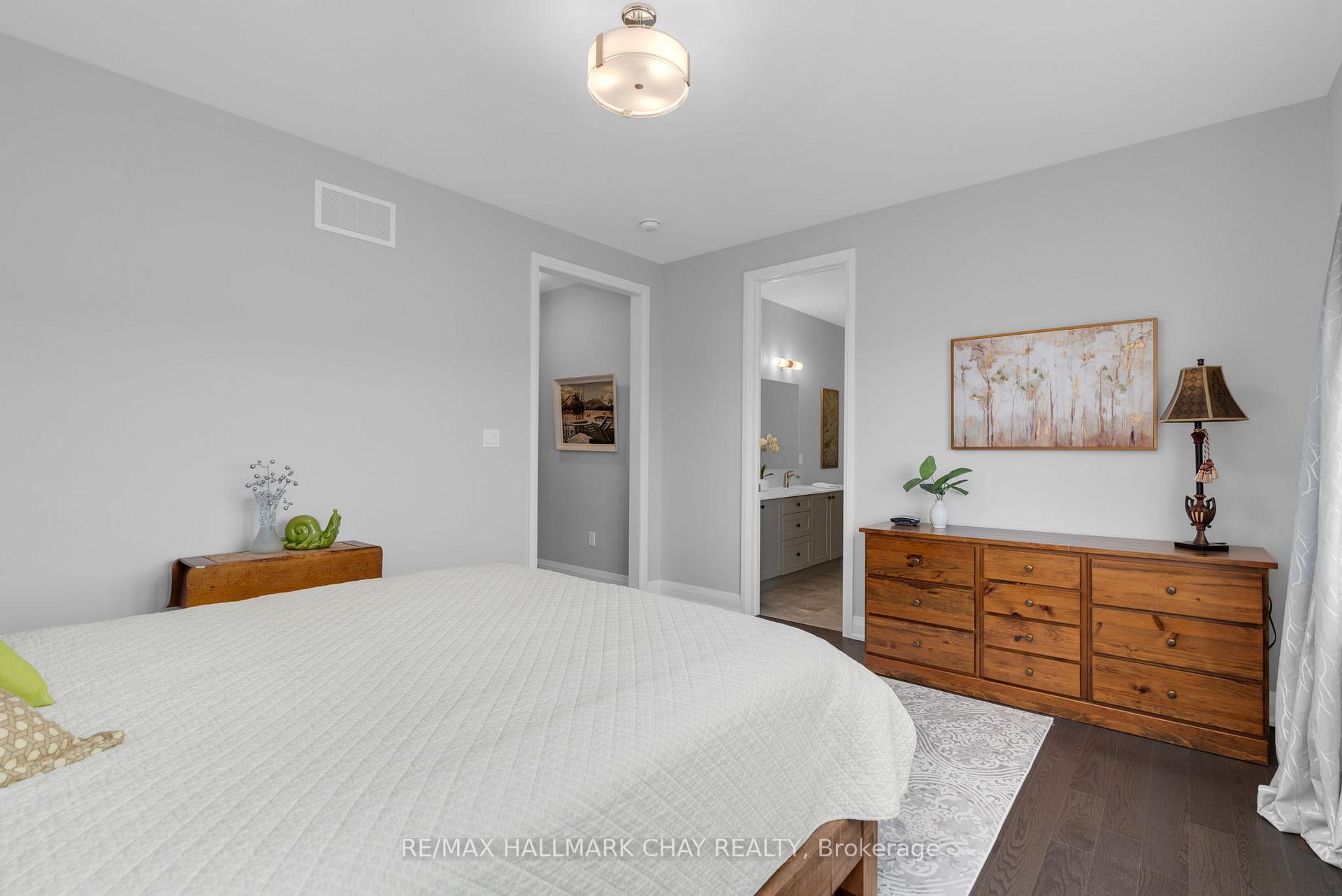 Photo 22 of 42 Periwinkle Road, Springwater, Midhurst — HOMEH