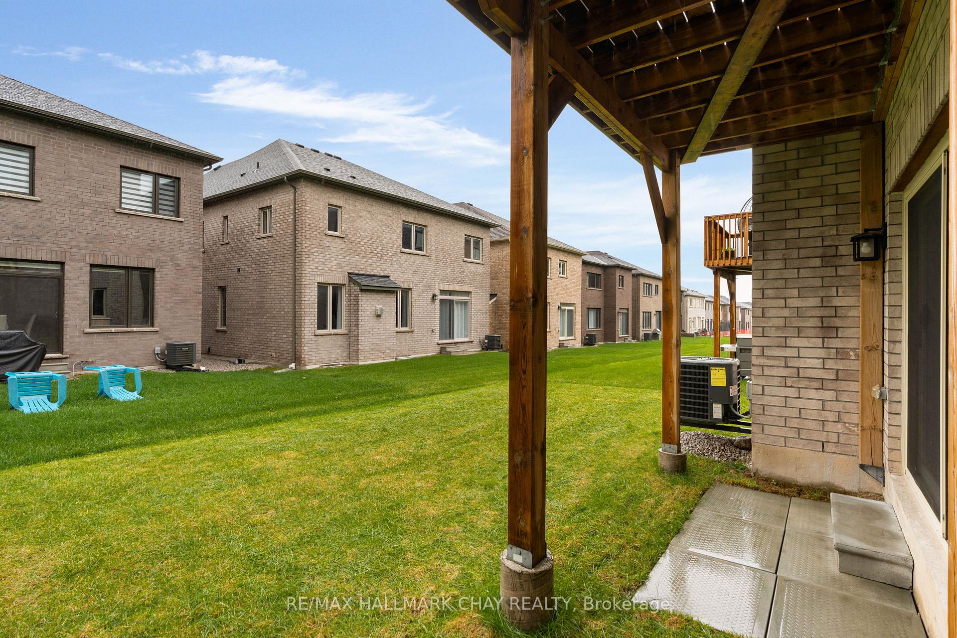 Photo 33 of 42 Periwinkle Road, Springwater, Midhurst — HOMEH