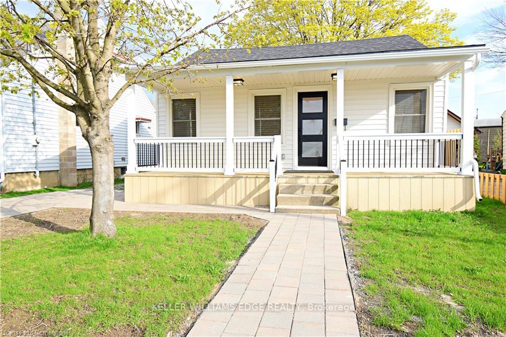 Photo 1 of 4 Lancaster Avenue, St. Catharines, E. Chester — HOMEH