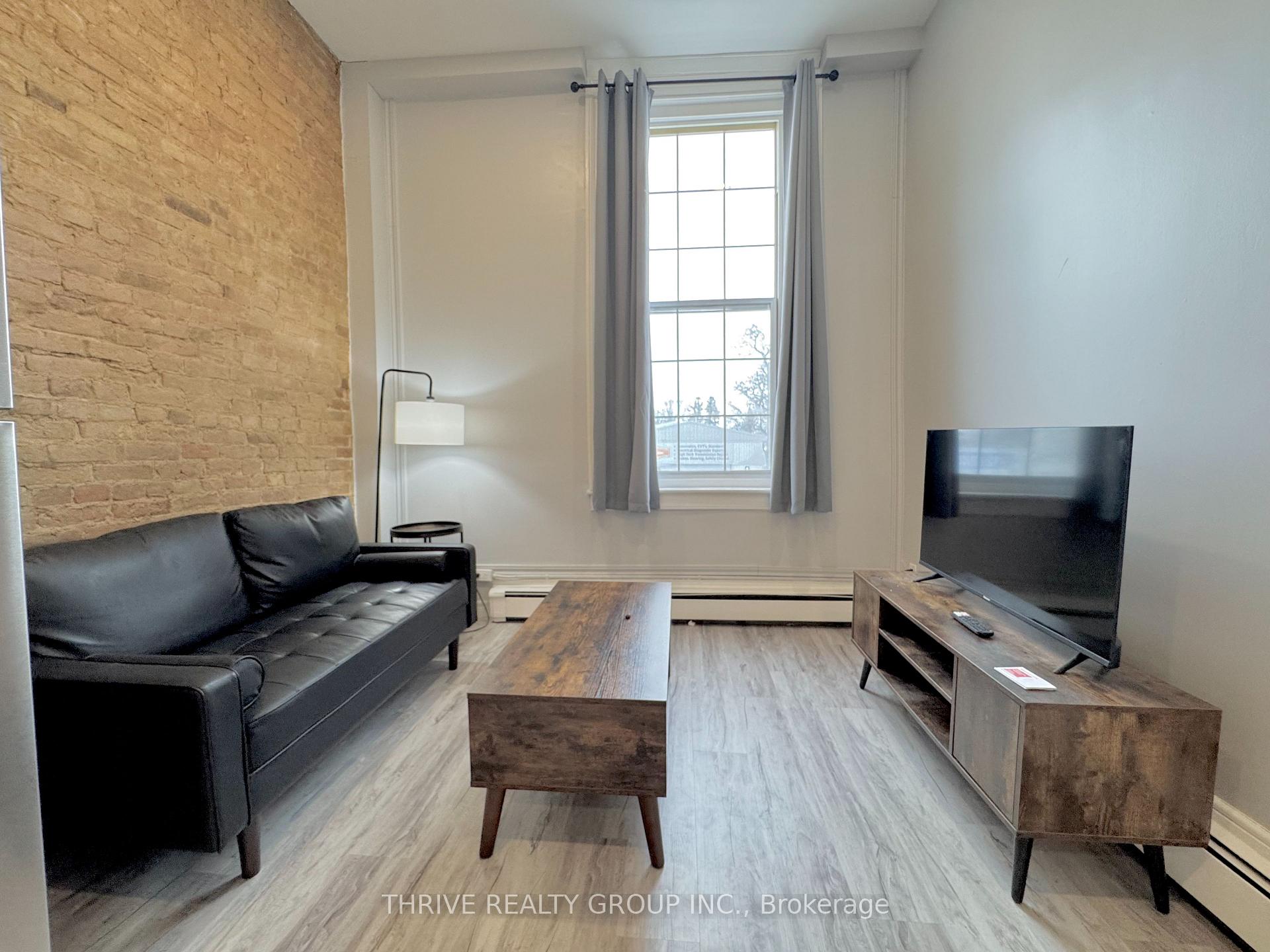 Photo 7 of Unit 11, 268 Talbot Street, St. Thomas — HOMEH