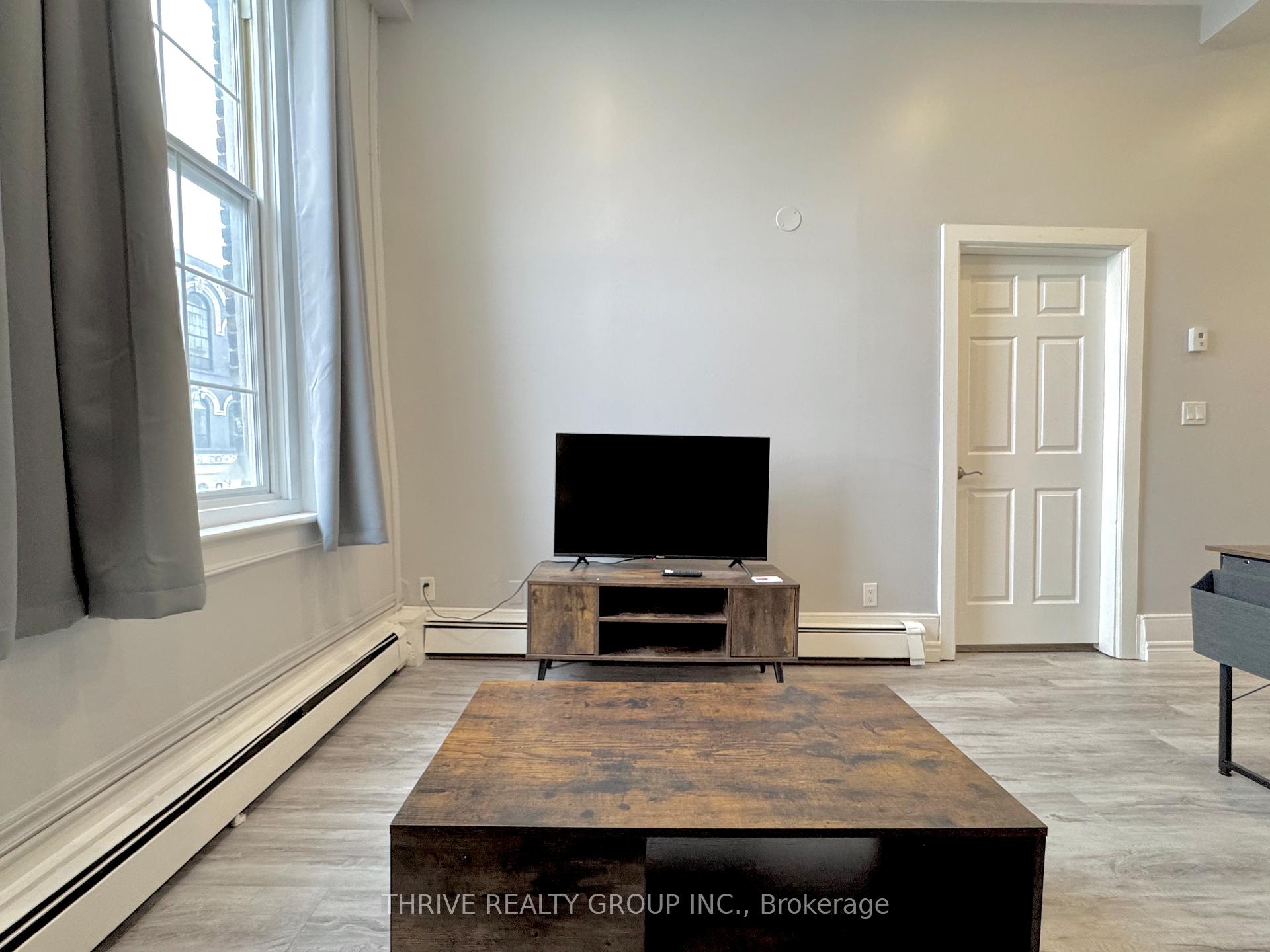 Photo 9 of Unit 11, 268 Talbot Street, St. Thomas — HOMEH