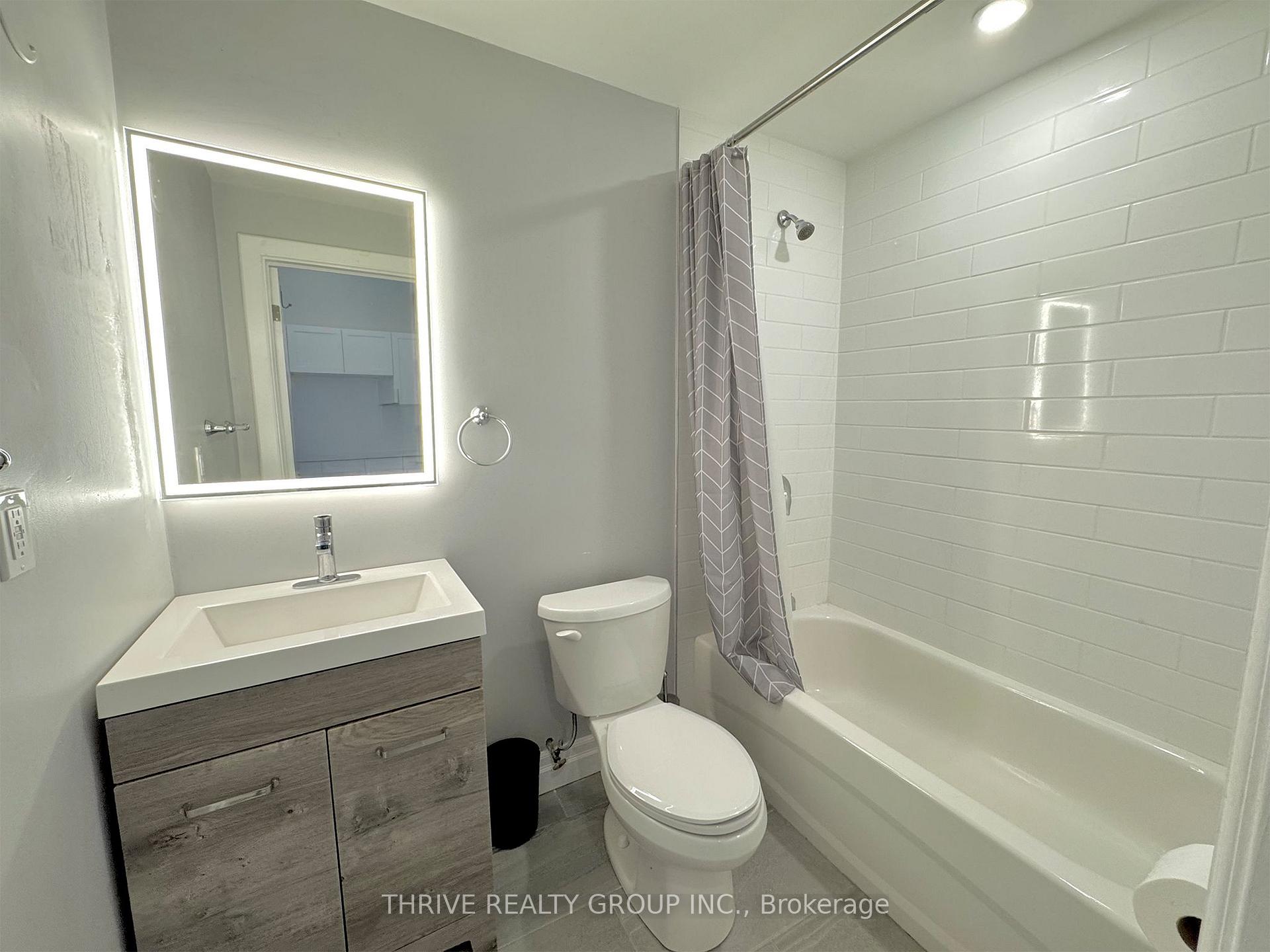 Photo 10 of Unit 11, 268 Talbot Street, St. Thomas — HOMEH