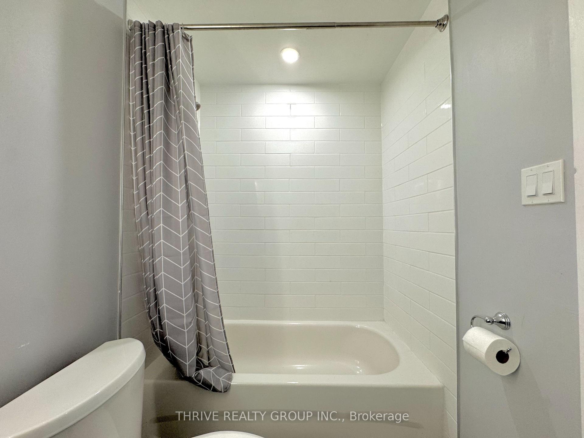 Photo 12 of Unit 11, 268 Talbot Street, St. Thomas — HOMEH