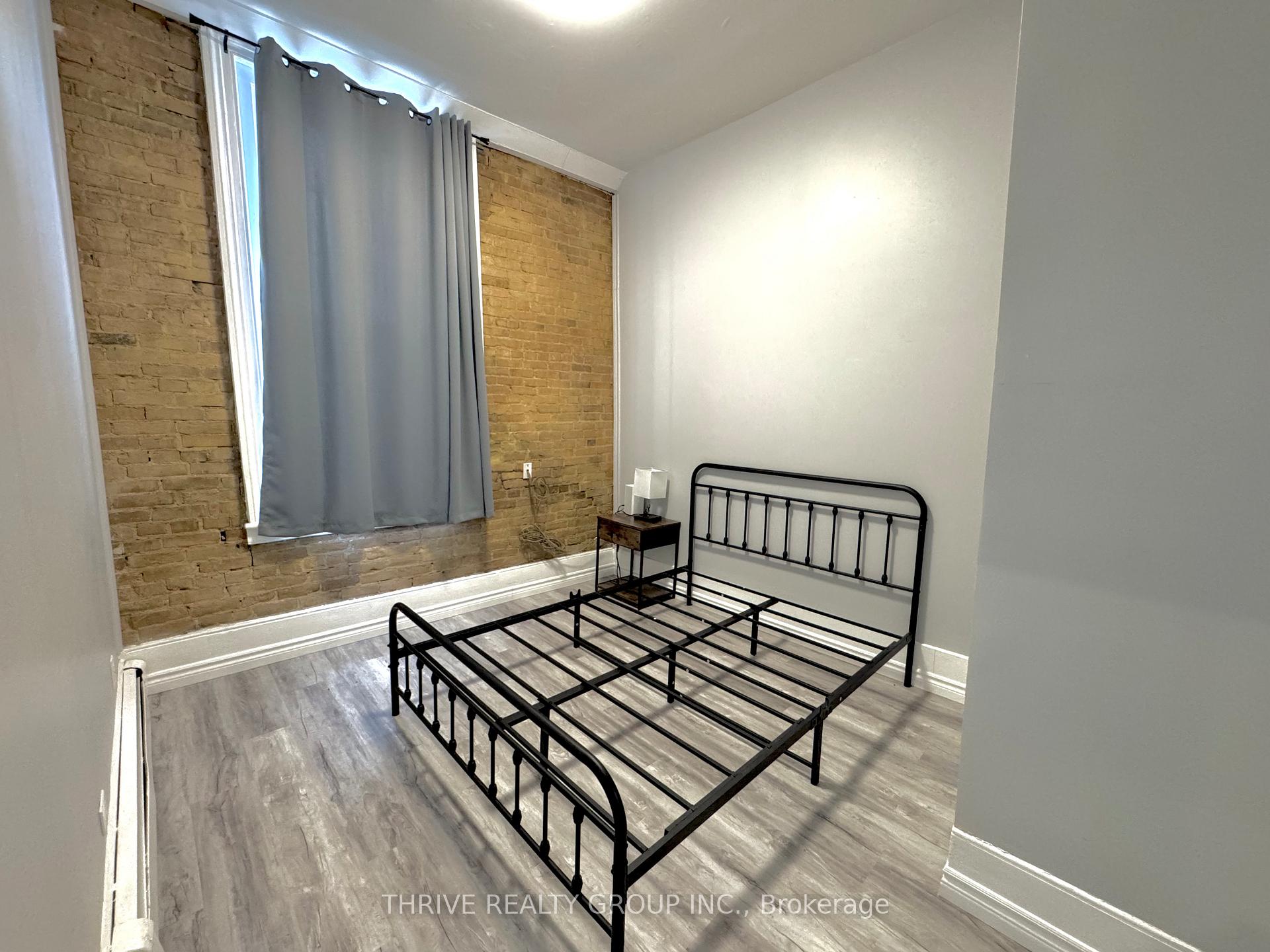 Photo 13 of Unit 11, 268 Talbot Street, St. Thomas — HOMEH