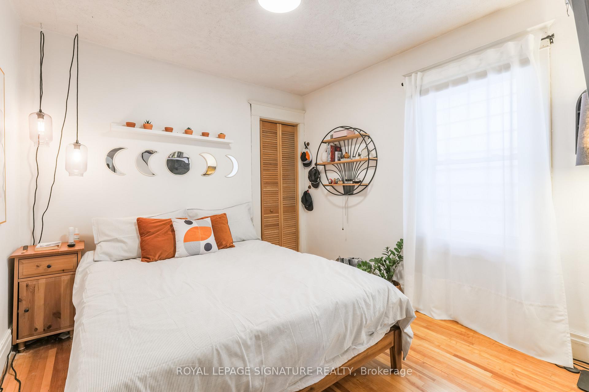 Photo 7 of 233 Lake Street, St. Catharines, Downtown — HOMEH