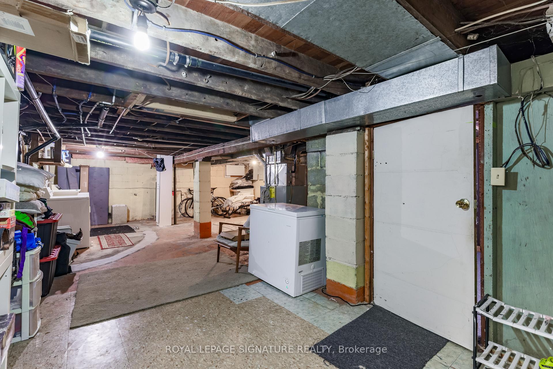 Photo 17 of 233 Lake Street, St. Catharines, Downtown — HOMEH