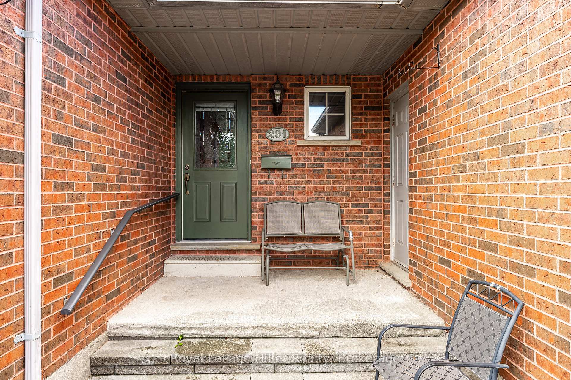 Photo 5 of 291 John Street S, Stratford — HOMEH