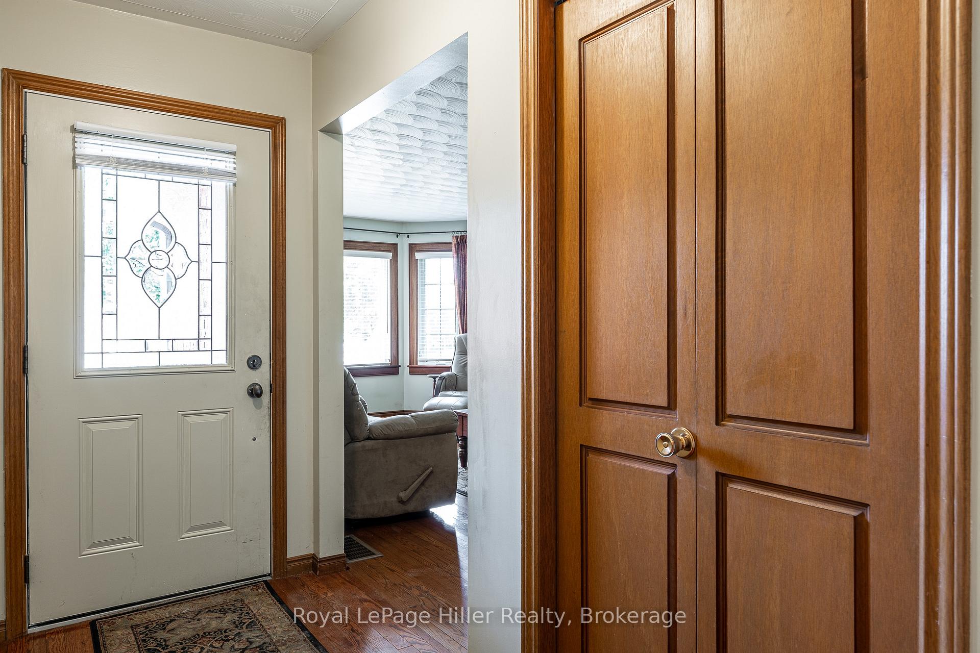 Photo 6 of 291 John Street S, Stratford — HOMEH