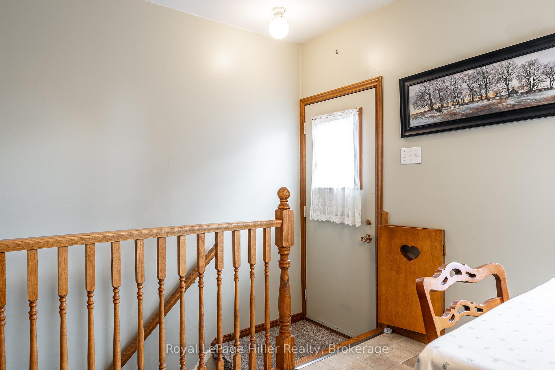 Photo 27 of 291 John Street S, Stratford — HOMEH