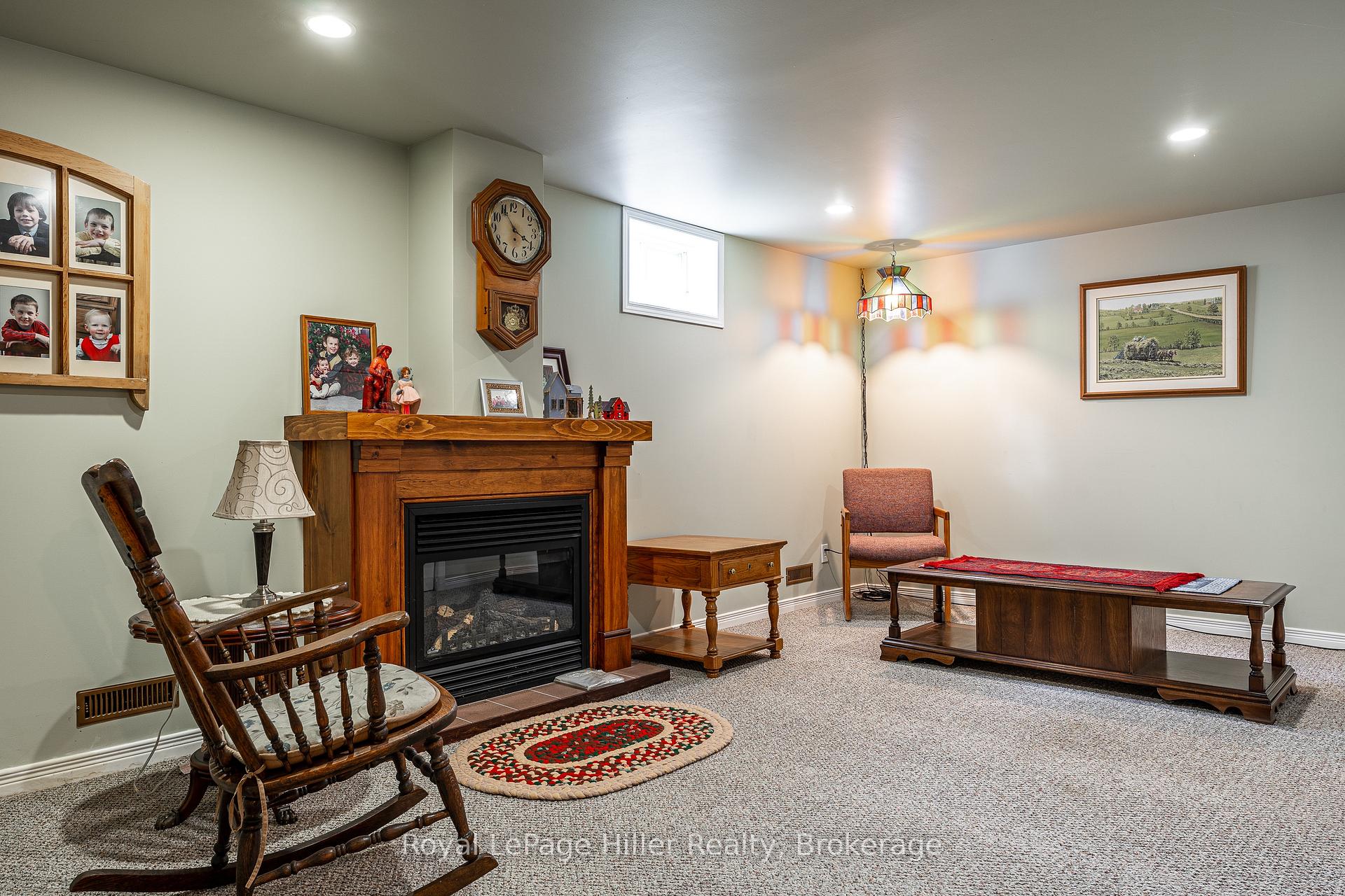 Photo 33 of 291 John Street S, Stratford — HOMEH