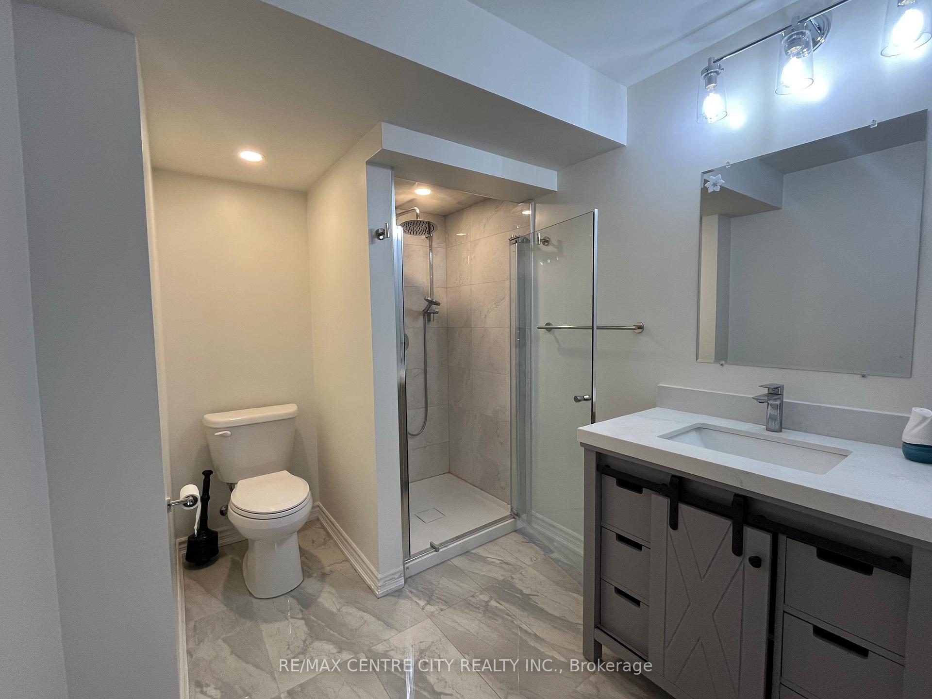 Photo 6 of 154 Fairview Avenue, St. Thomas — HOMEH
