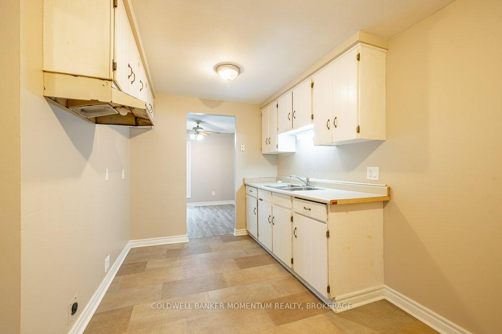 Photo 13 of 14 Ventura Drive, St. Catharines, Haig — HOMEH