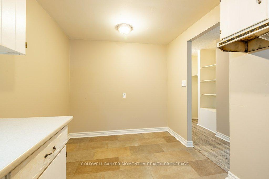 Photo 14 of 14 Ventura Drive, St. Catharines, Haig — HOMEH