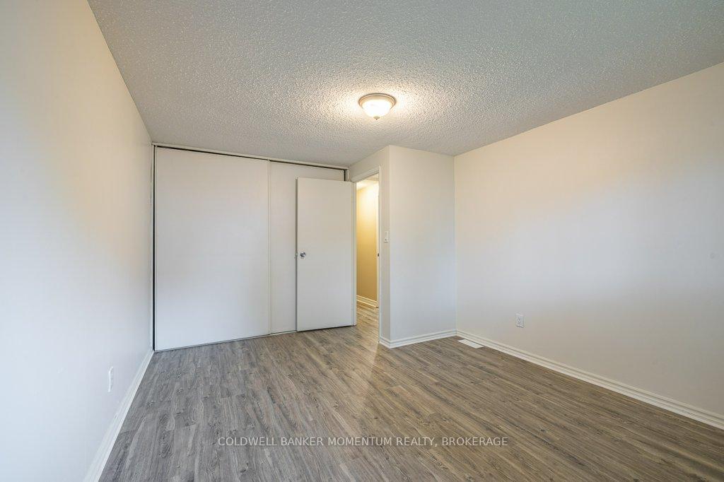 Photo 19 of 14 Ventura Drive, St. Catharines, Haig — HOMEH