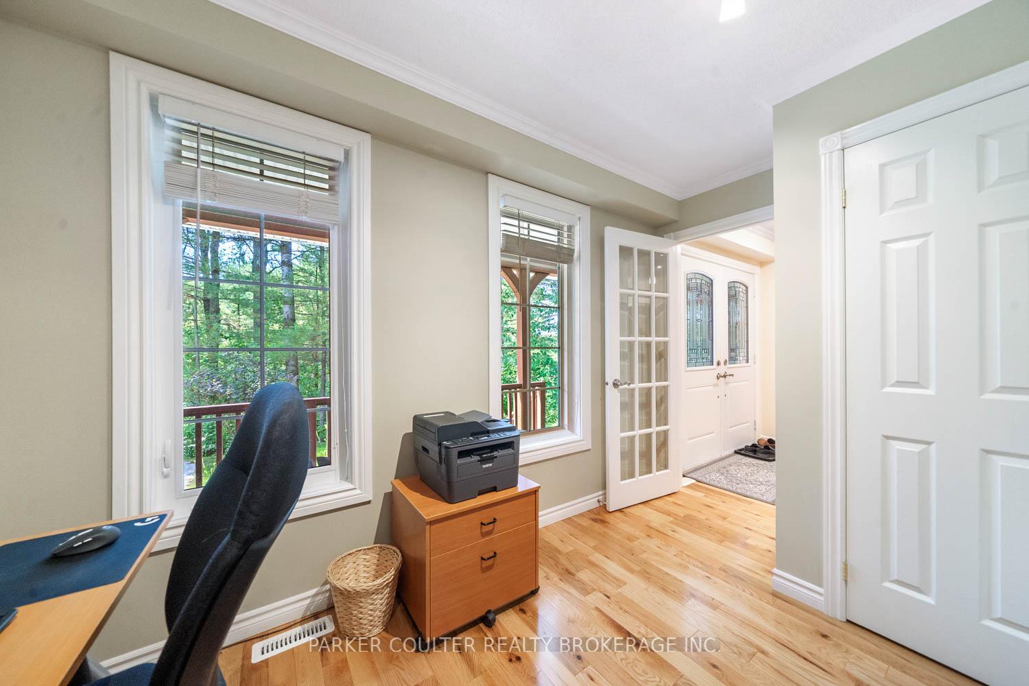 Photo 19 of 29 Robert Boulevard, Springwater, Hillsdale — HOMEH