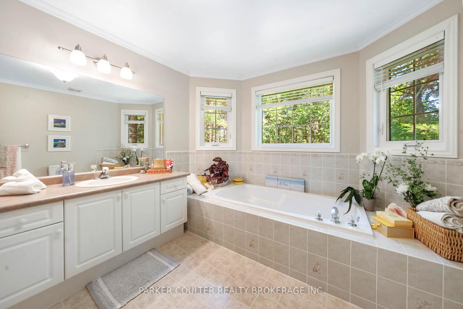 Photo 29 of 29 Robert Boulevard, Springwater, Hillsdale — HOMEH