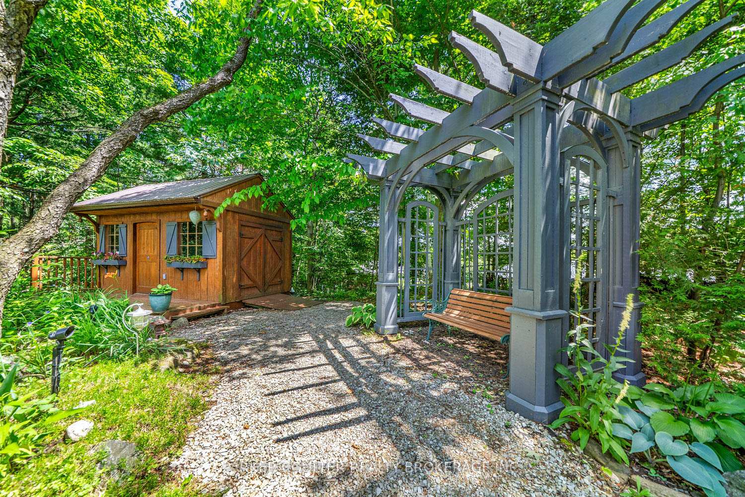 Photo 43 of 29 Robert Boulevard, Springwater, Hillsdale — HOMEH