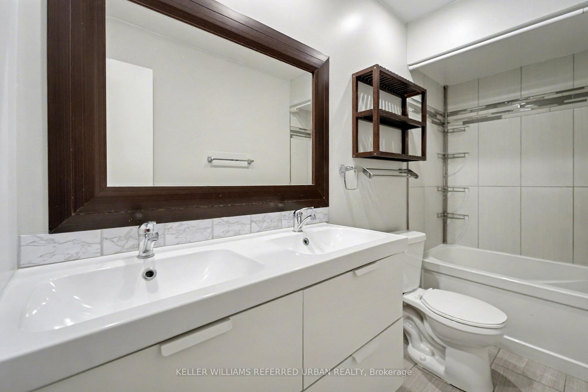 Photo 9 of 4 Deborah Court, St. Catharines, Secord Woods — HOMEH
