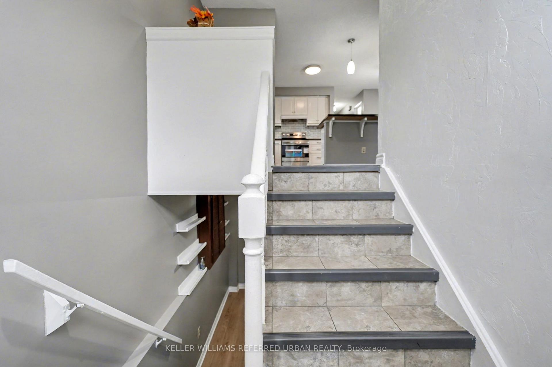 Photo 18 of 4 Deborah Court, St. Catharines, Secord Woods — HOMEH