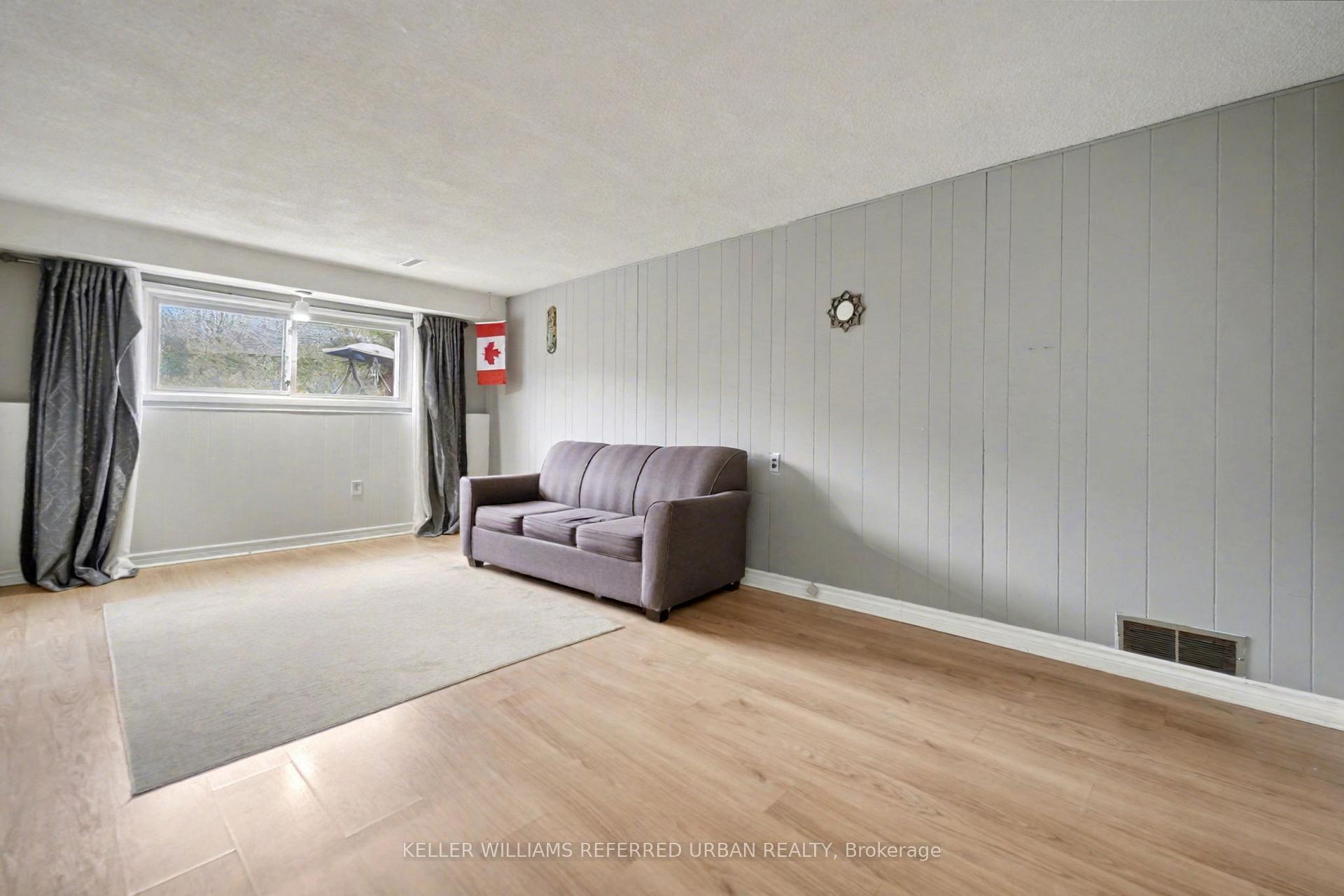 Photo 21 of 4 Deborah Court, St. Catharines, Secord Woods — HOMEH