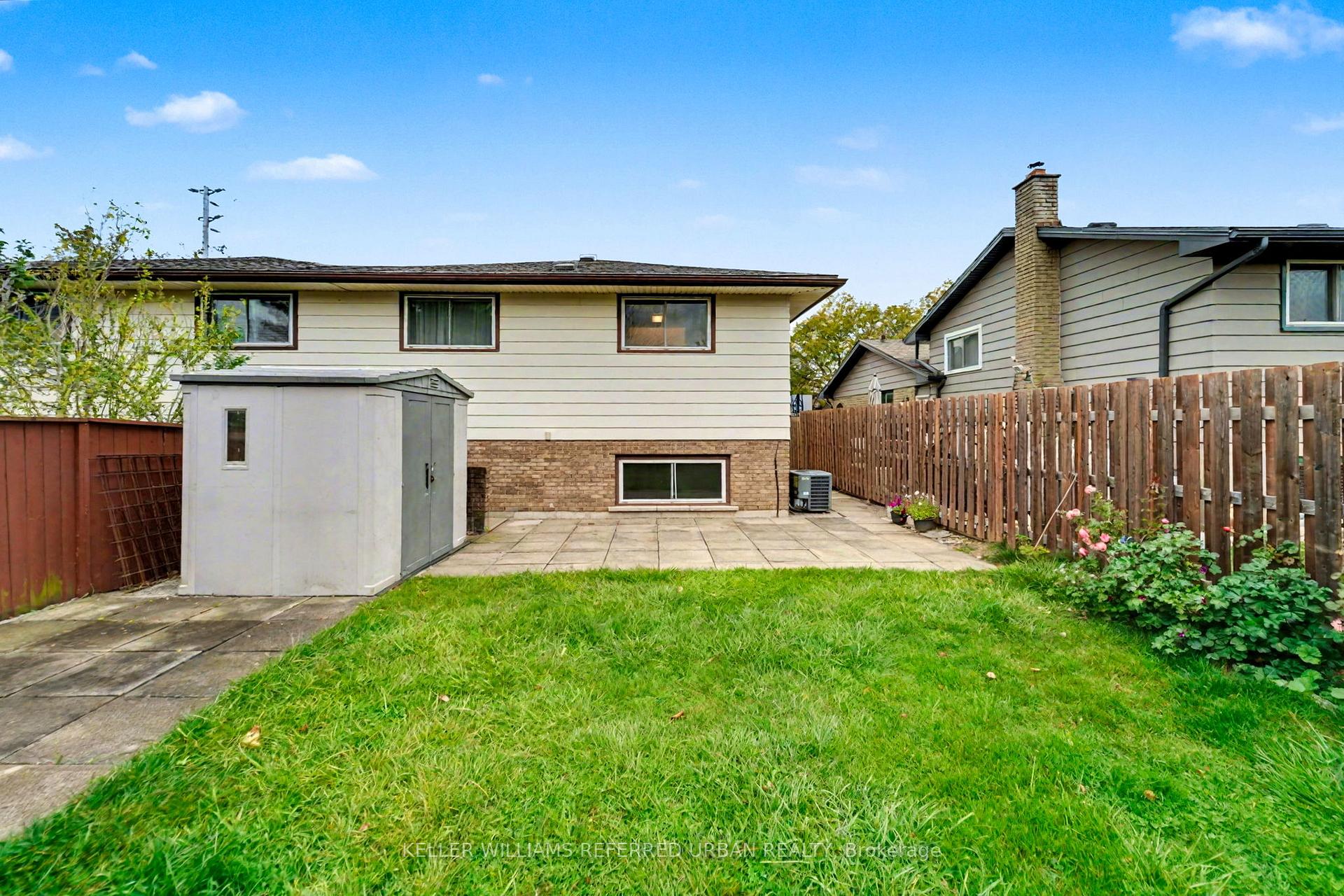 Photo 37 of 4 Deborah Court, St. Catharines, Secord Woods — HOMEH