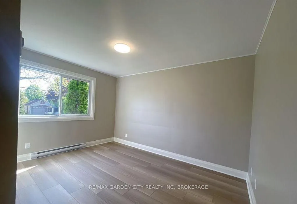 Photo 12 of Unit 5, 15 John Street, St. Catharines, Port Dalhousie — HOMEH