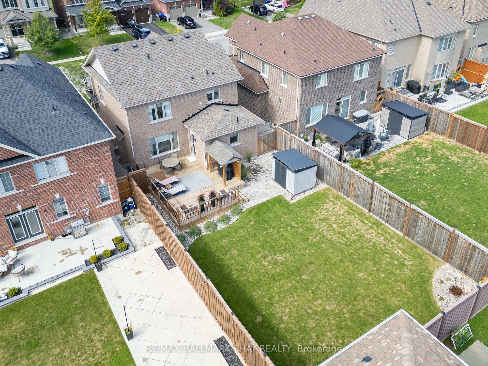 Photo 2 of 38 Rugman Crescent, Springwater, Centre Vespra — HOMEH