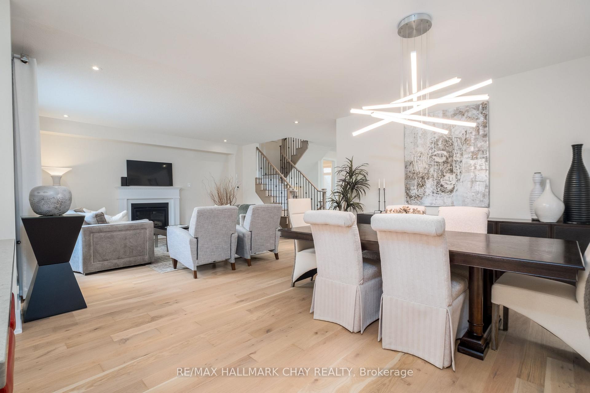 Photo 9 of 38 Rugman Crescent, Springwater, Centre Vespra — HOMEH