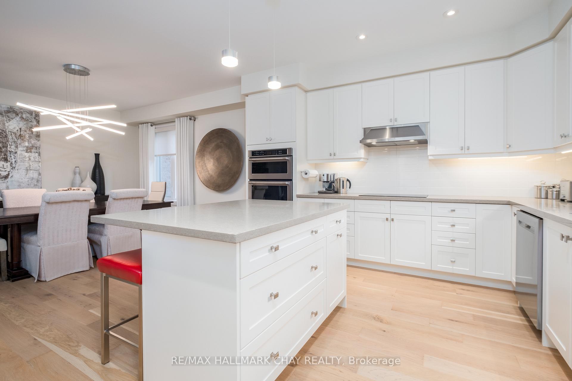 Photo 12 of 38 Rugman Crescent, Springwater, Centre Vespra — HOMEH