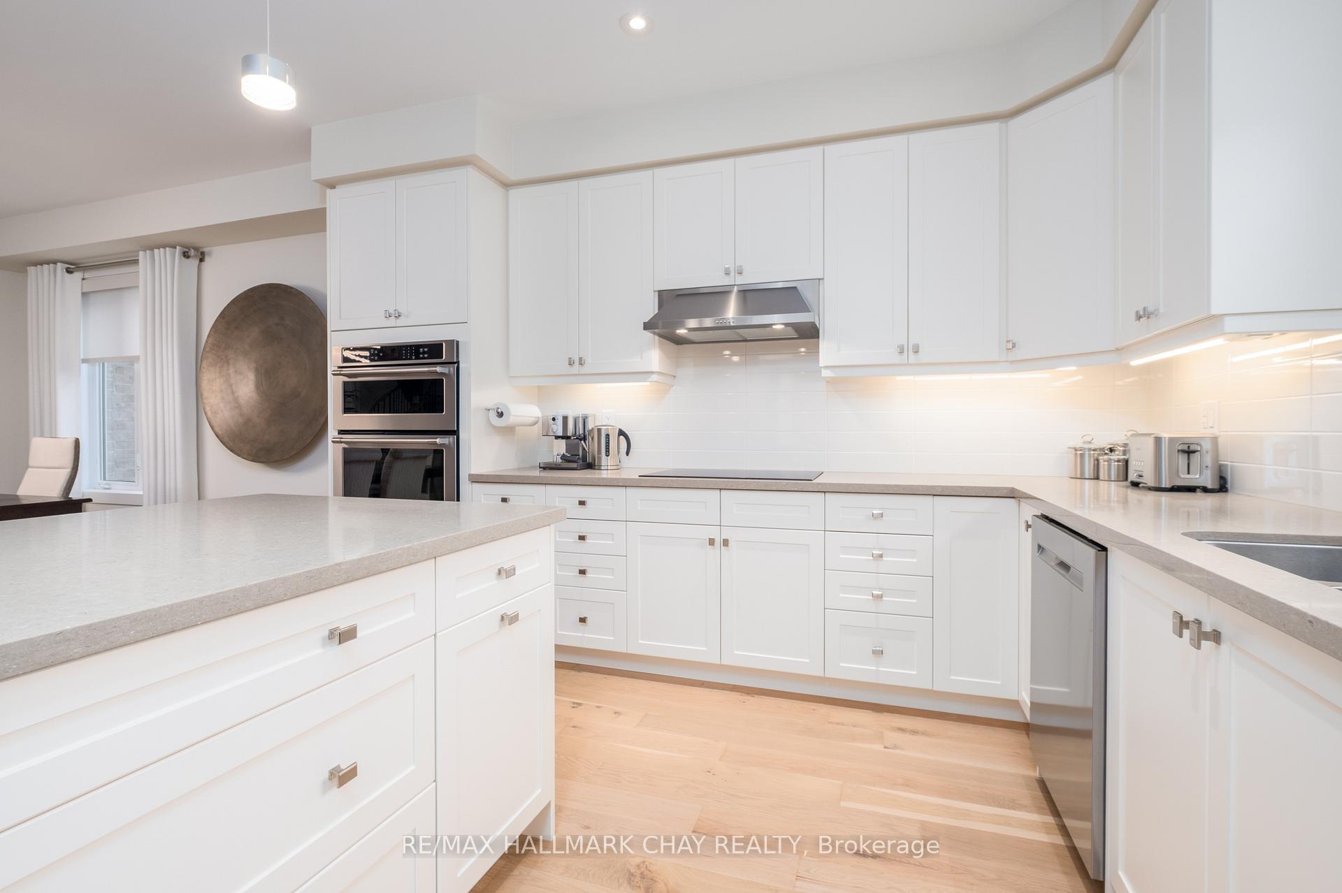 Photo 15 of 38 Rugman Crescent, Springwater, Centre Vespra — HOMEH