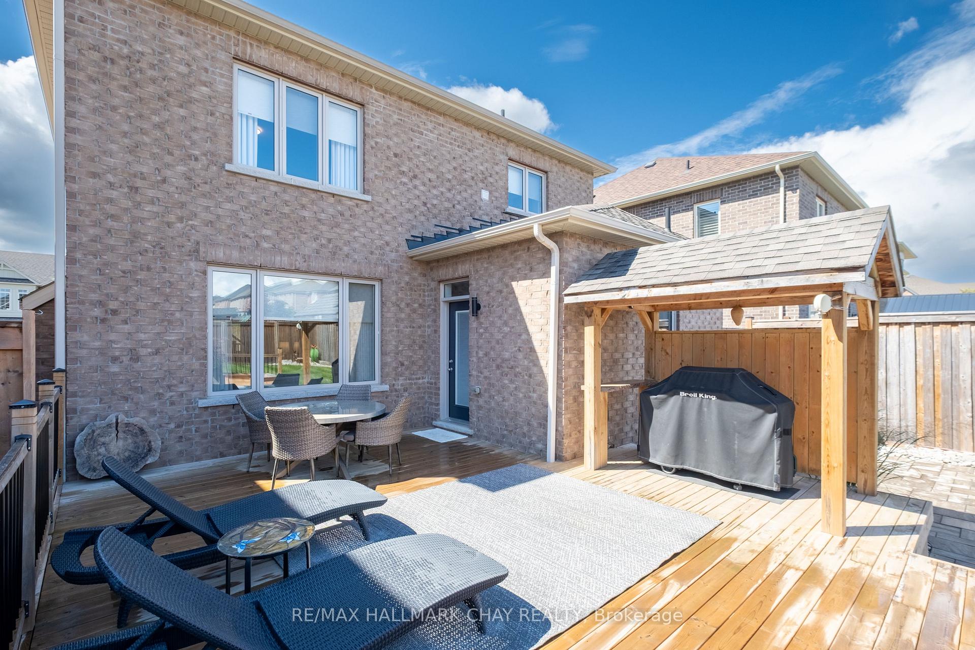 Photo 17 of 38 Rugman Crescent, Springwater, Centre Vespra — HOMEH